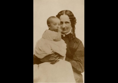 Mary Baker Eddy with child unknown to her, between August 1867 and July 1868. P00080