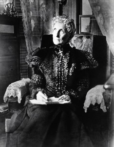 Mary Baker Eddy wearing the hair pin, circa 1907 (P00067).