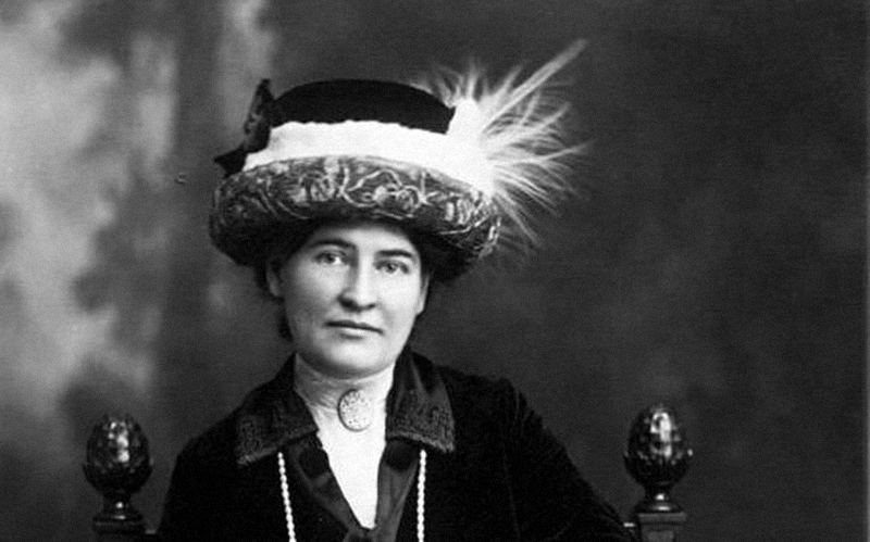 Women of History: Willa Cather, circa 1912