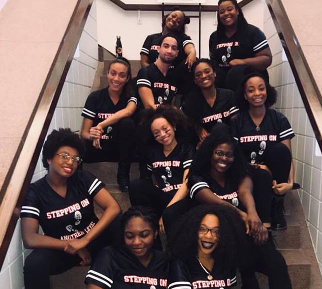 Step-it-Up_Dancers - A Biblioteca Mary Baker Eddy