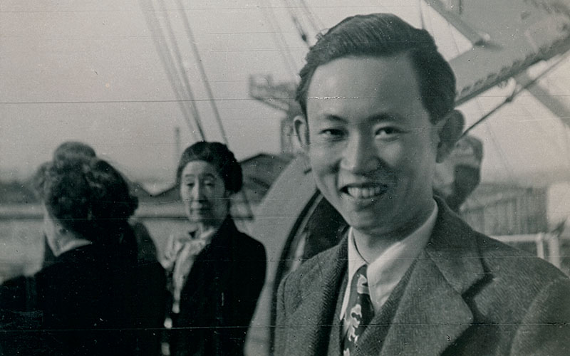 Takashi Oka, dans les années 1940. Avec la permission de Mimi Oka et Takashi Oka.