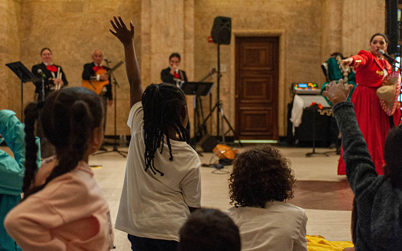 Kids, groups, and families at The Mary Baker Eddy Library | Storytime in action