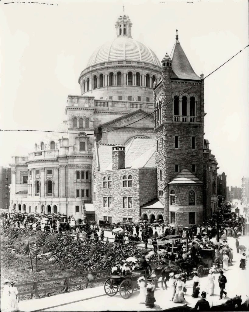 Christian Scientists attended church services on Dedication Day, June 10, 1906