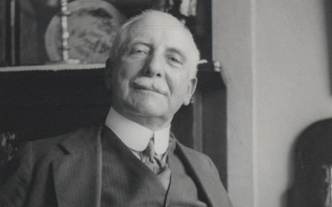 From the Collections Bicknell Young P1439 1200x750px La Bibliothèque